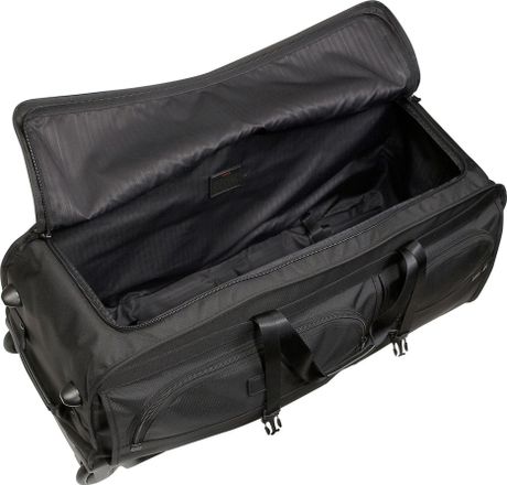 Tumi Alpha Extra Large Wheeled Duffel Bag in Black for Men | Lyst