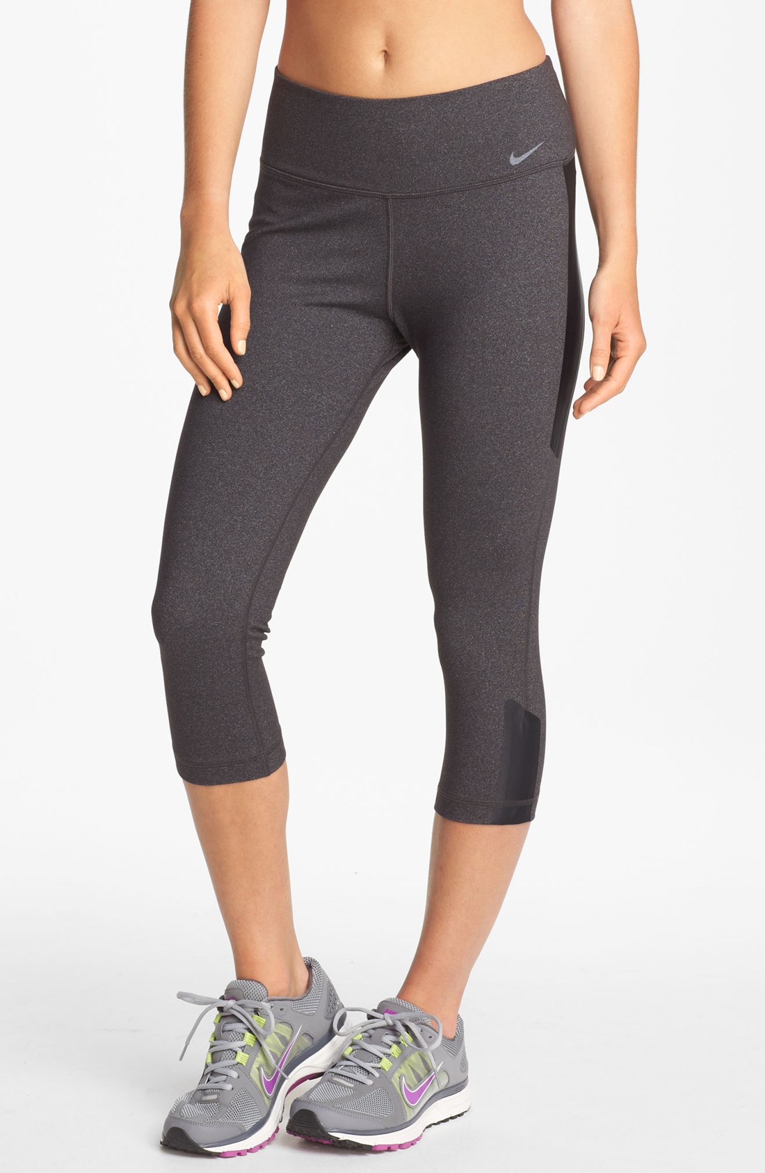 Nike Legend 20 Hypercool Tight Fit Capri Leggings in Gray (black heather) | Lyst