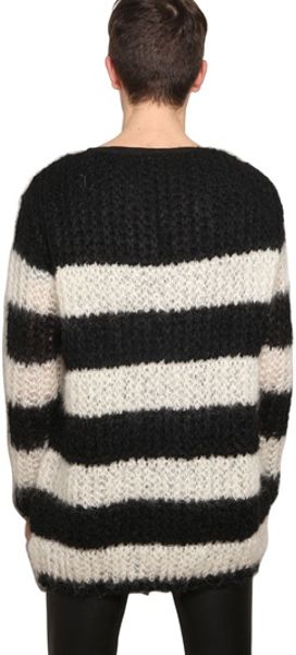 christmas jumper for dachshund dog