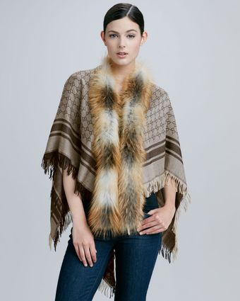 Gucci Foxtrim Logoprint Shawl - Lyst