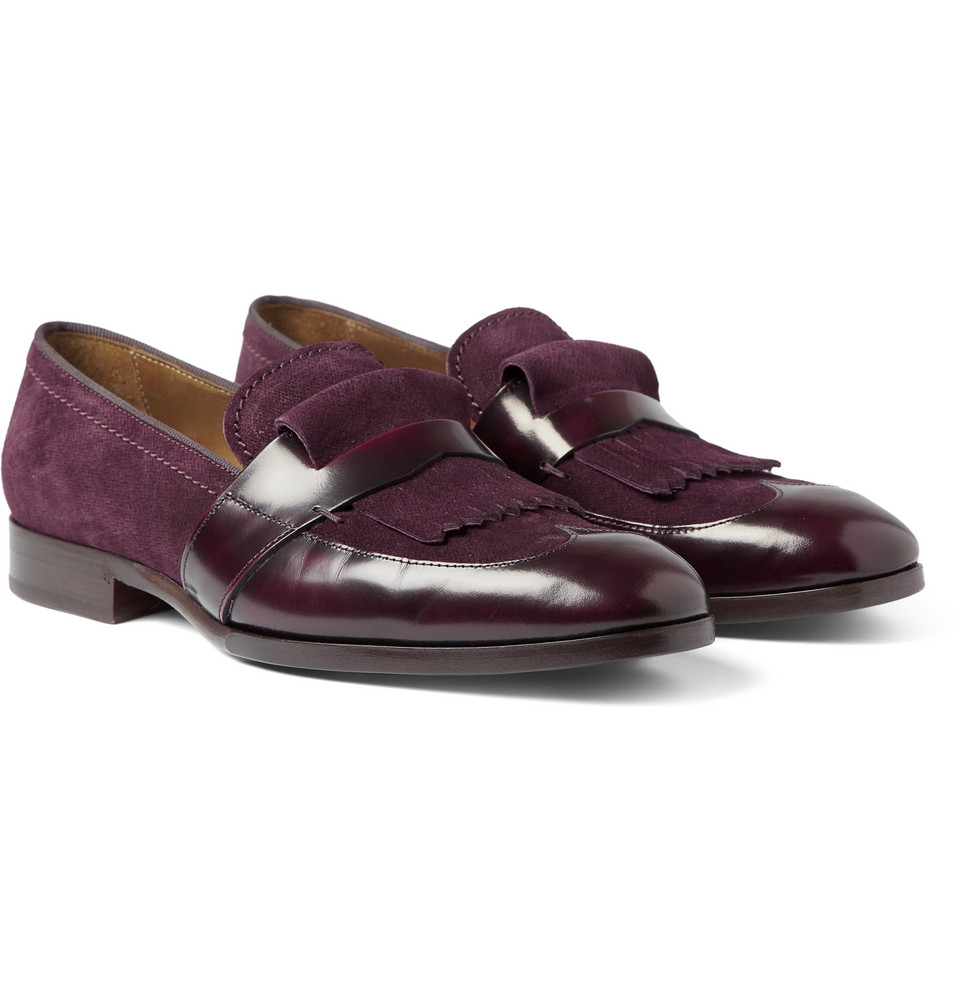 shoes with split toe