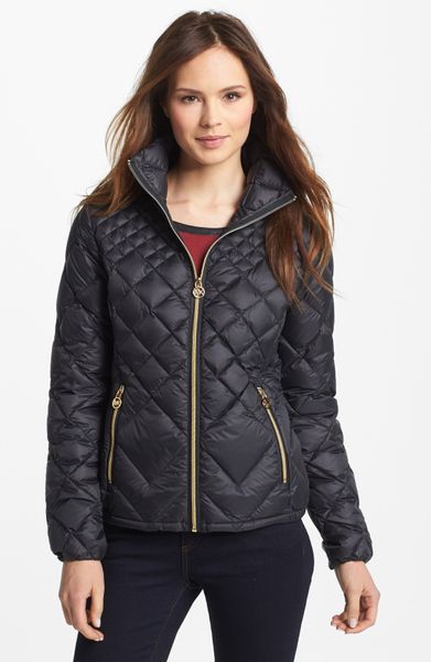 Michael Michael Kors Diamond Quilted Down Jacket in Black