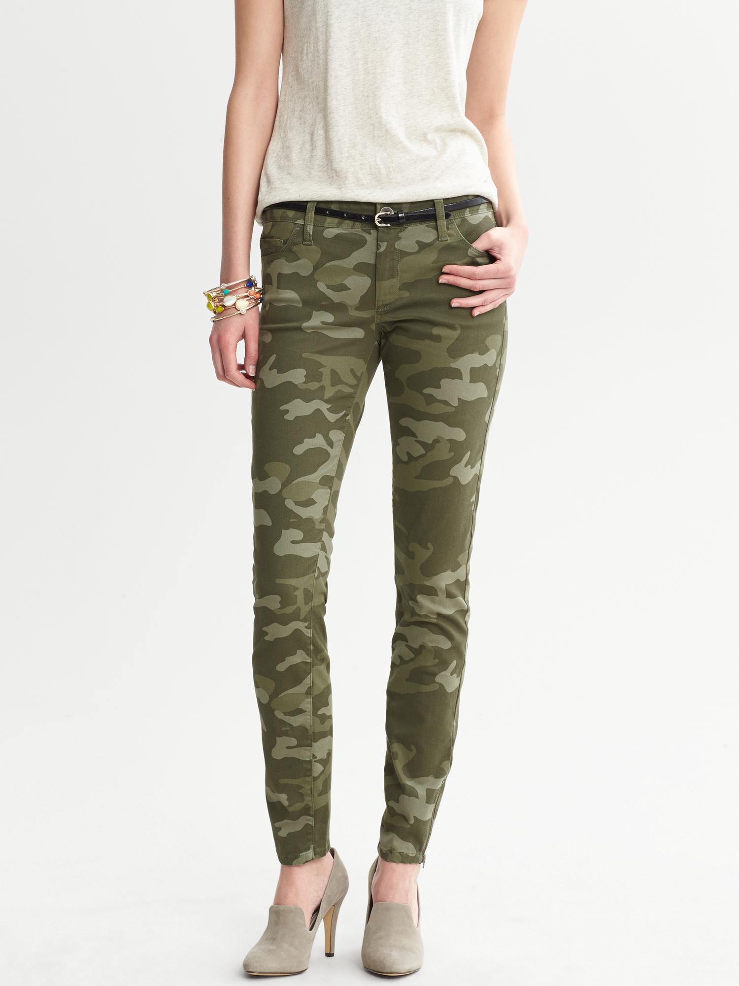 Banana Republic Camo Skinny Ankle Zip Jeans in Green (Camouflage) | Lyst