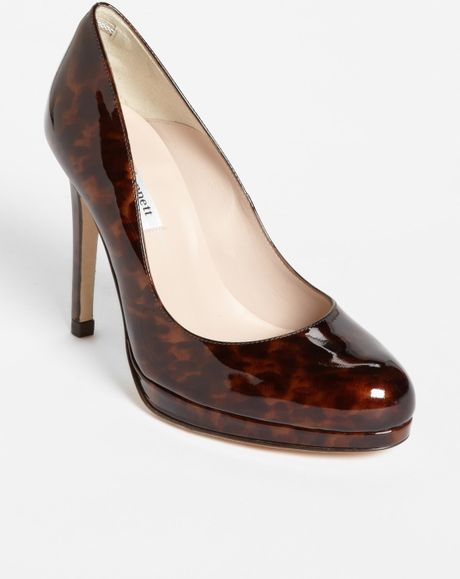 tortoise shell pumps