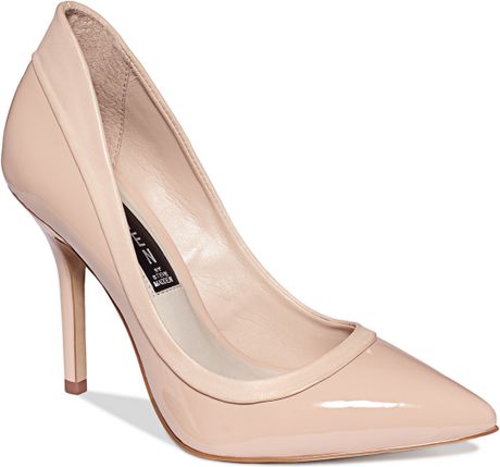 pointed boots with block heel