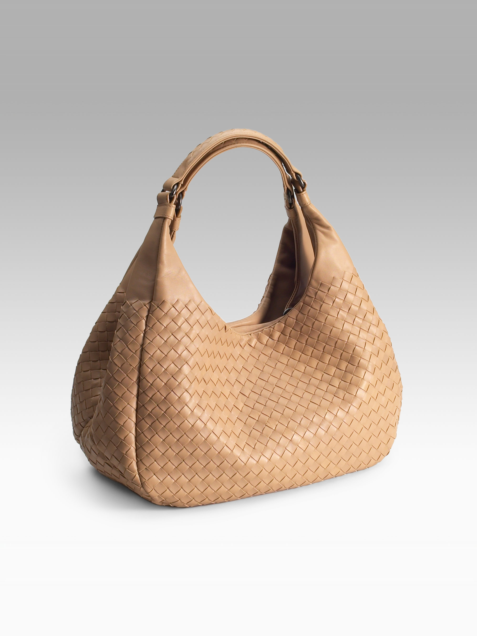 Bottega Veneta Medium Campana Hobo Bag in Brown (CAMEL) | Lyst