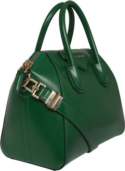 Givenchy Small Green Antigona Smooth Leather Tote Bag in Green | Lyst