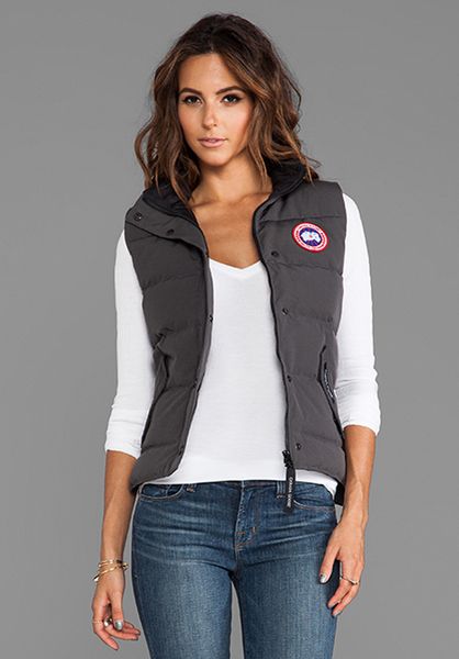 buy canada goose women's camp hooded white clearance sale