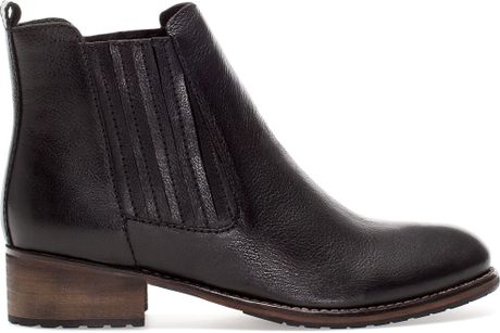 pull&bear lace up boots in black