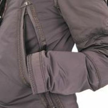 parajumpers stores toronto
