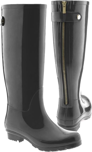 Banana republic rain boot Browse Attractive Rain Gear. Shop rain jackets at Old Navy and find an amazing look for when the weather is less than stellar. For those who live in a rainy climate, there's no excuse to suffer through the constant drizzle with a low-quality, unattractive rain coat.