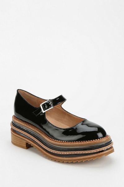 urban outfitters black mary janes