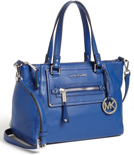 michael kors gilmore medium satchel