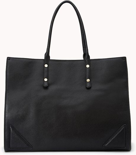 Forever 21 Sleek Faux Leather Tote in Black
