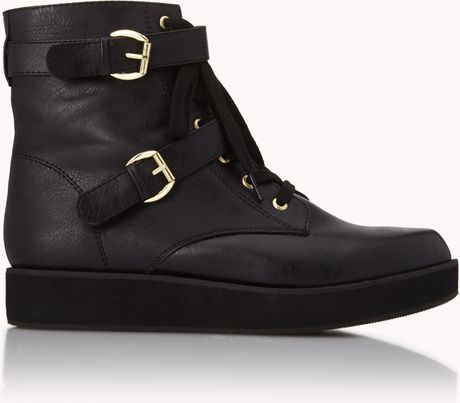 black flatform boots