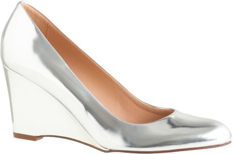 silver metallic wedges