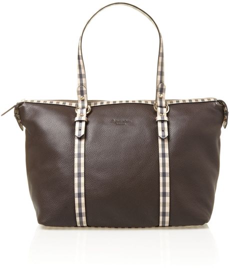 Aquascutum Leather Brown Tote Bag in Brown | Lyst