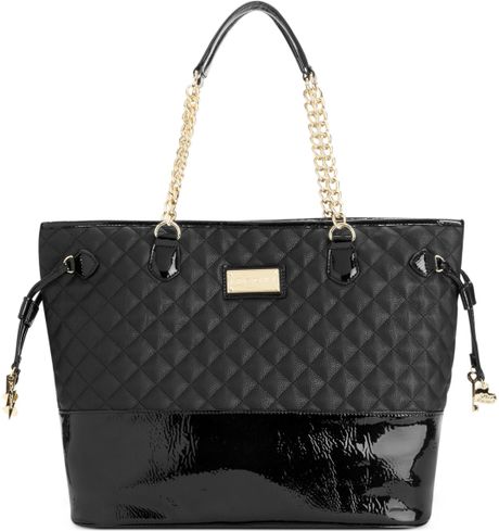 Betsey Johnson Chain Tote in Black (Black Quilted) | Lyst