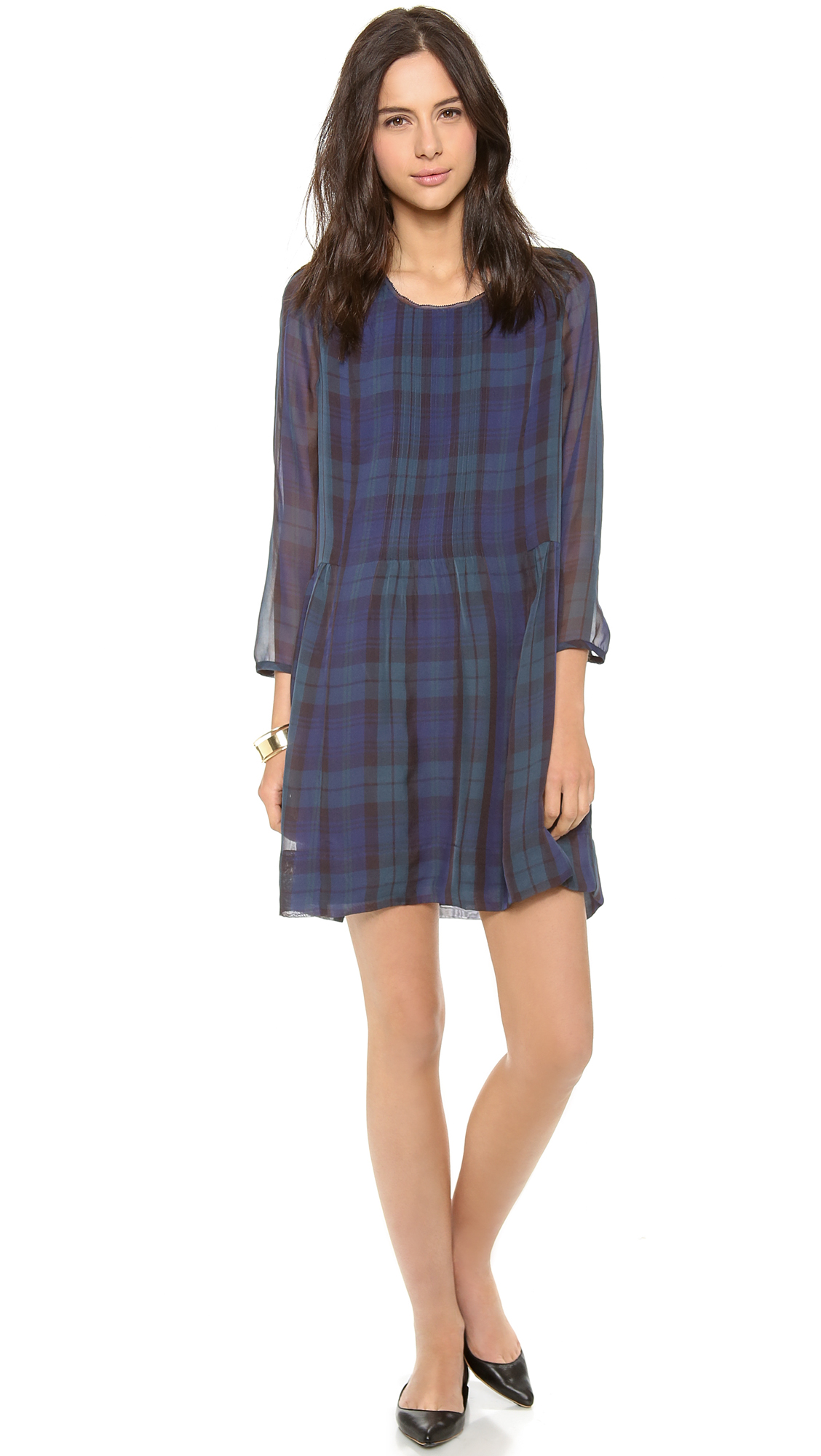 Watch Forever 21 Holiday 2013 Collection video Watch Forever 21 Holiday 2013 Collection video