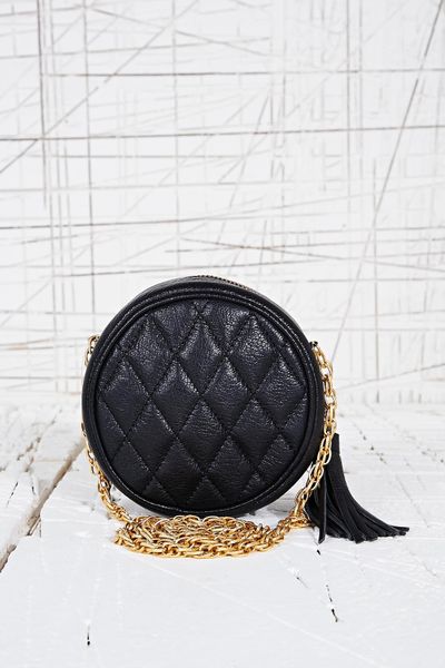 Urban Outfitters Round Quilted Cross Body Bag in Black in Black