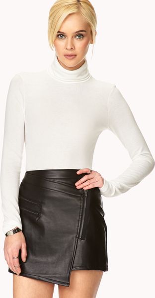 Forever 21 Versatile Turtleneck Knit Top in White (Cream) Forever 21 Versatile Turtleneck Knit Top in White (Cream)