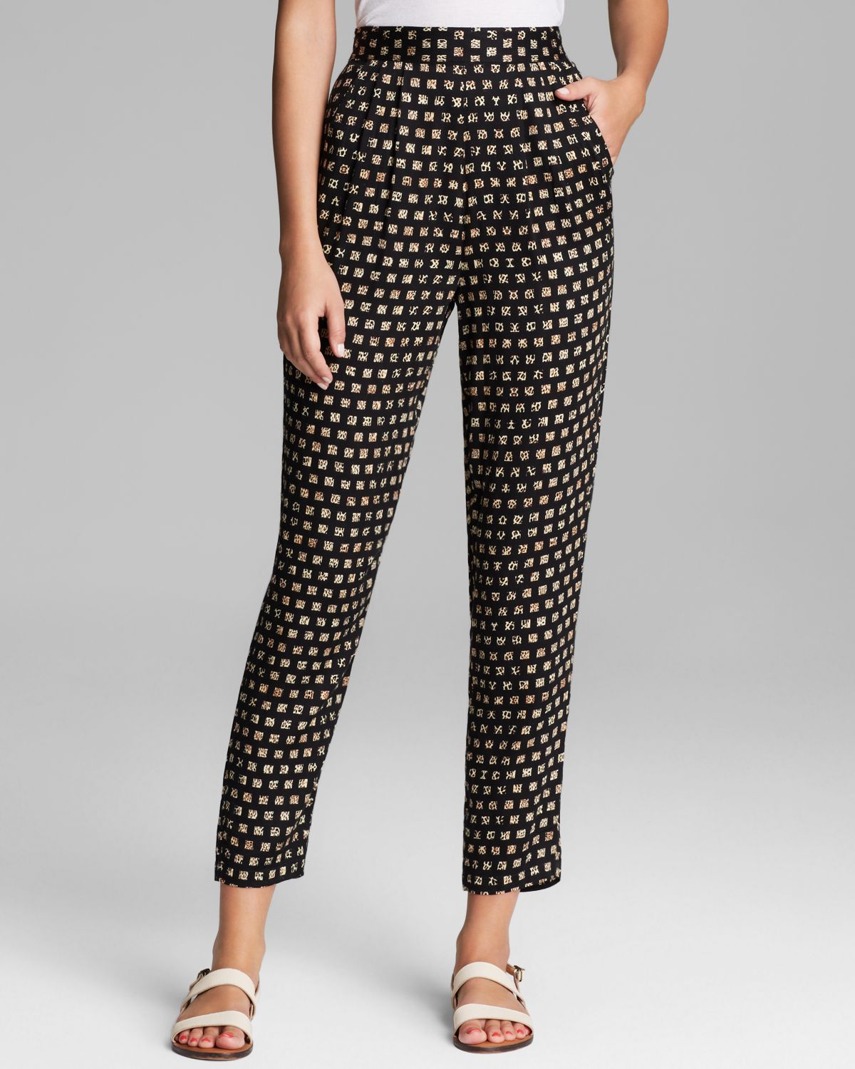 windproof jogging pants