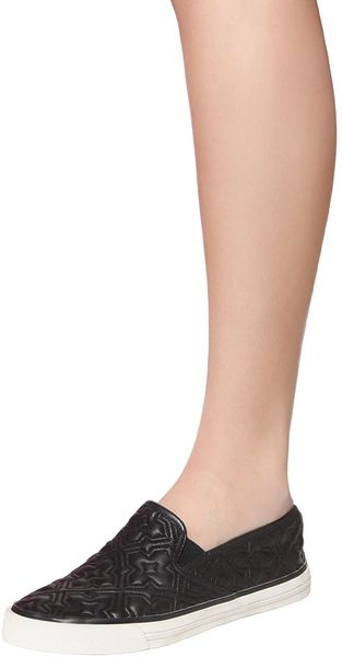 wide width indoor soccer shoes