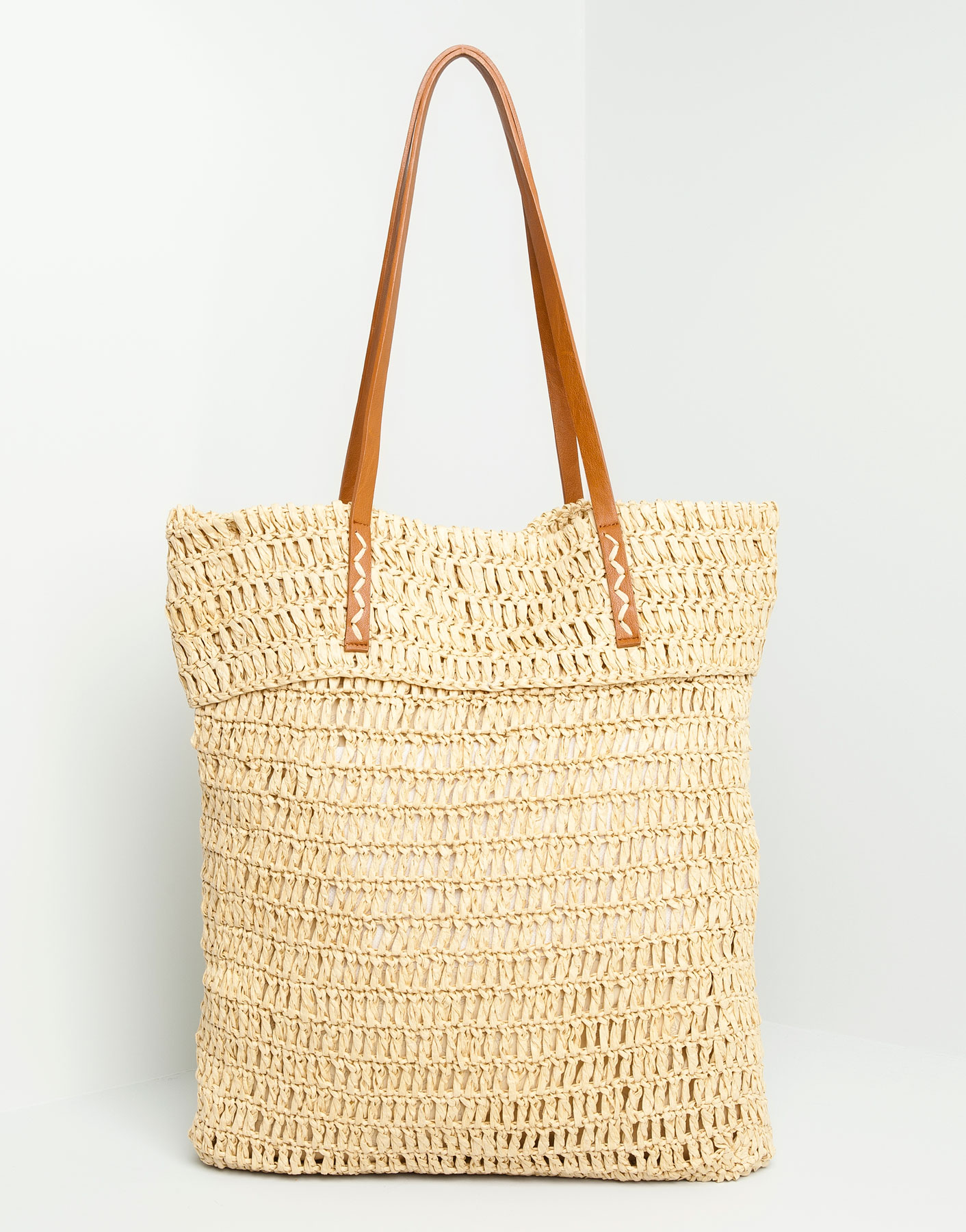 straw beachbag