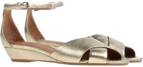 Marc By Marc Jacobs Highheeled Sandals in Gold | Lyst