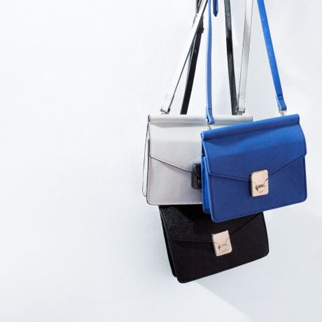 Zara Minimessenger Bag with Metallic Fastening in Blue Zara Minimessenger Bag with Metallic Fastening in Blue