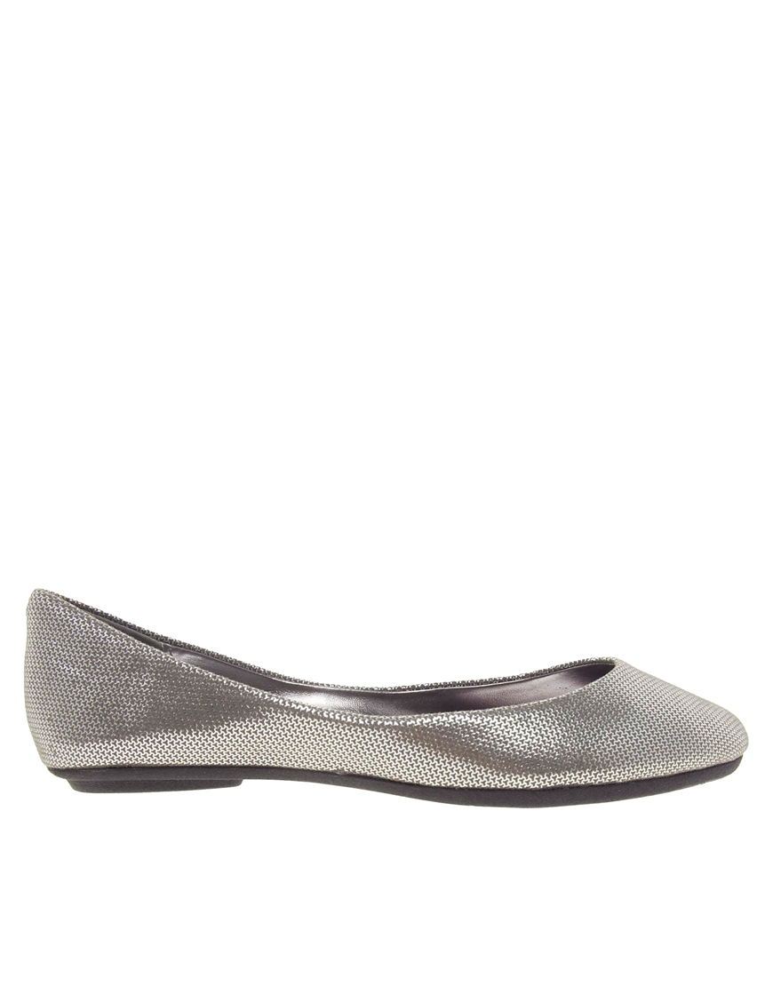 sparkly steve madden flats