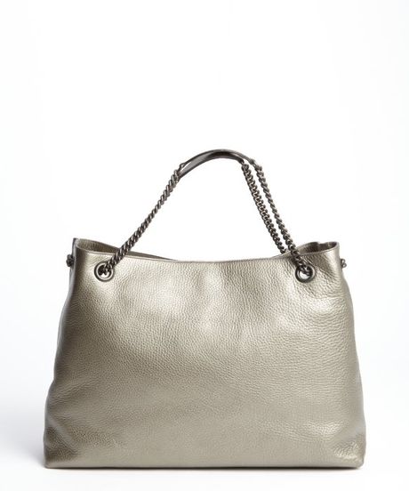 Gucci Silver Leather Logo Emblem Chain Strap Shoulder Bag in Silver | Lyst