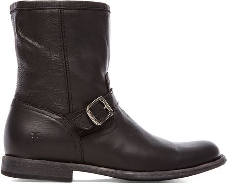 frye zip boot