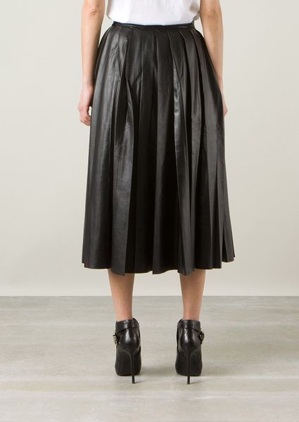 Not a free member yet? Our gorgeous long jersey skirts are available in versatile shades of black, navy and nautical stripes, perfect for a relaxed day-to-night look, or make a real style statement with our butter-soft Leather Pencil Skirt, a timeless wardrobe classic.