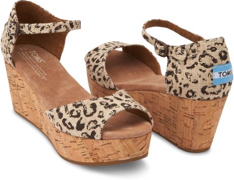 womens leopard wedges