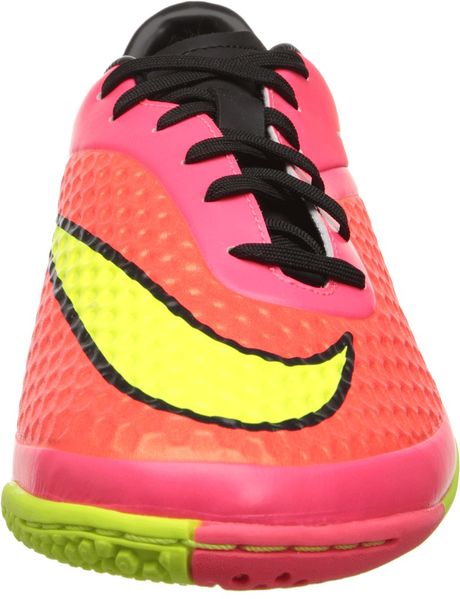 nike hypervenom black and pink