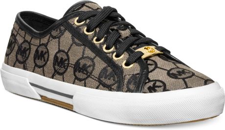 michael kors beige shoes