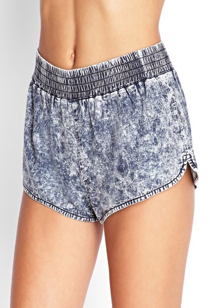 Forever 21 Acid Wash Denim Dolphin Shorts in Blue (DENIM WASHED)