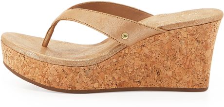 Ugg Natassia Cork Thong Wedge Sandal Gold Washed in Gold (GOLD WASHED) | Lyst
