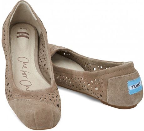 taupe flats shoes