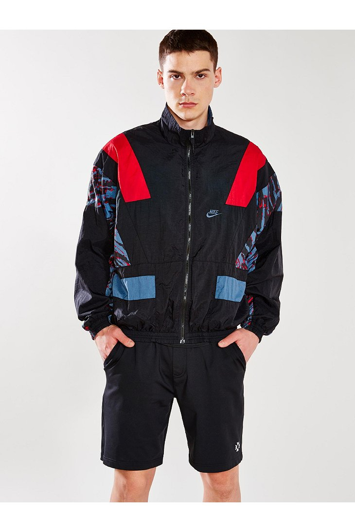 Urban Outfitters Nike Classic Vintage Running Jacket in Black for Men