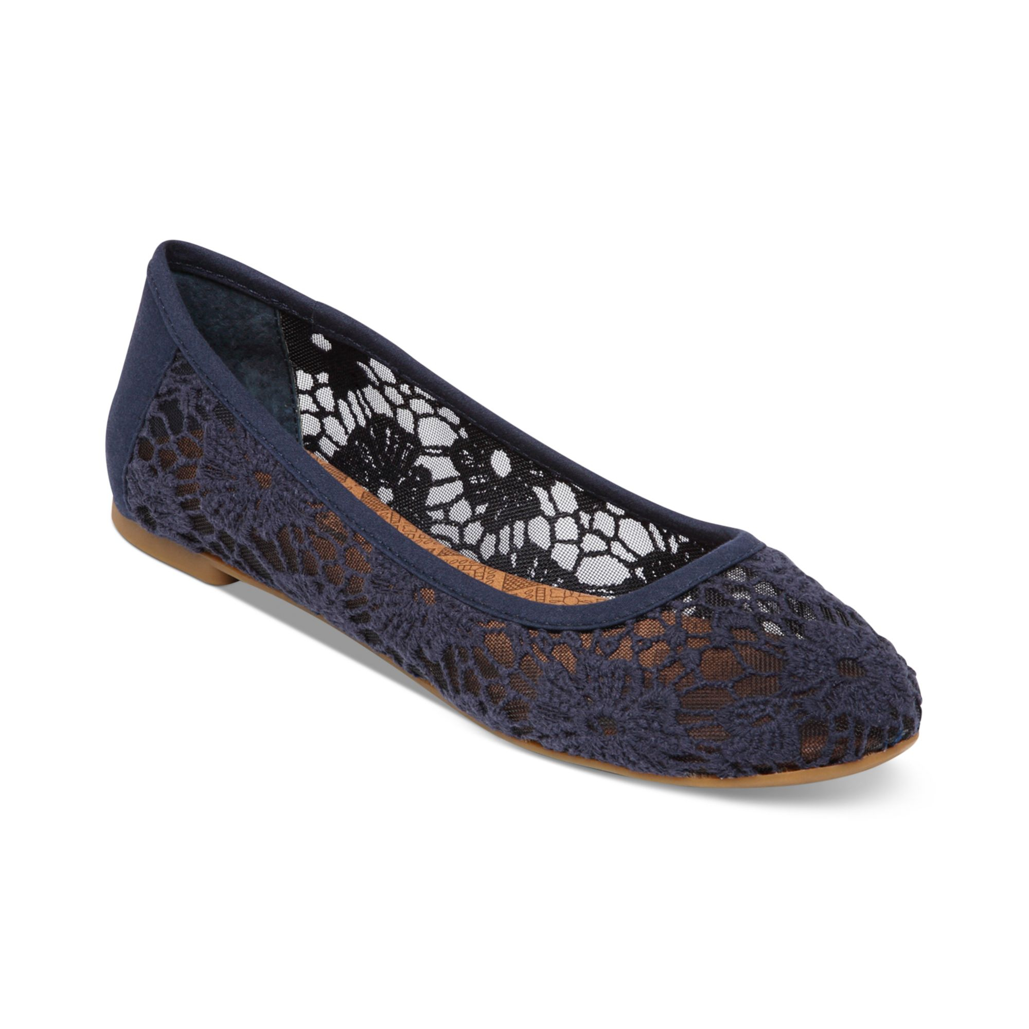 womens navy blue flats