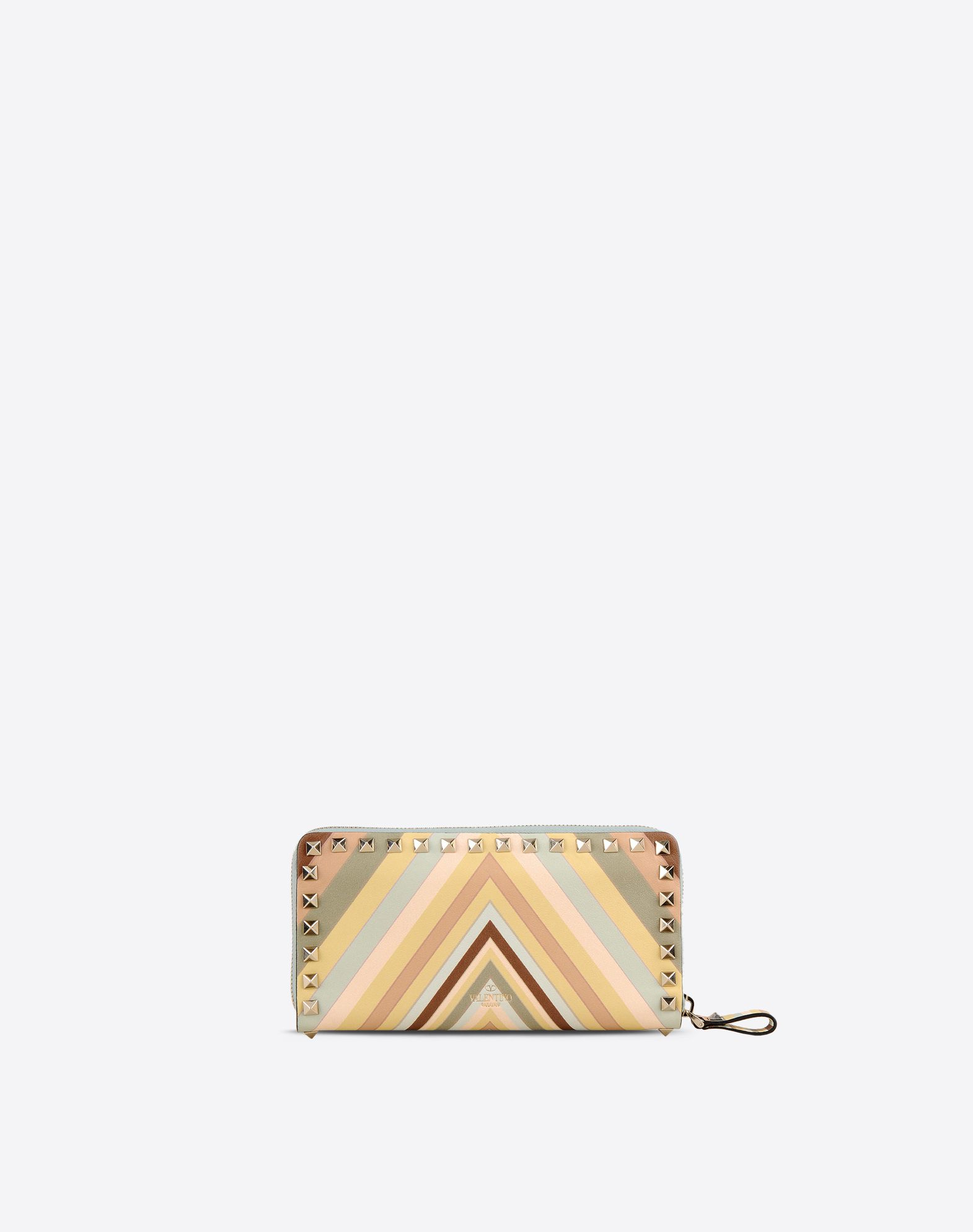 Valentino native couture 1975 print from the resort collection Valentino native couture 1975 print