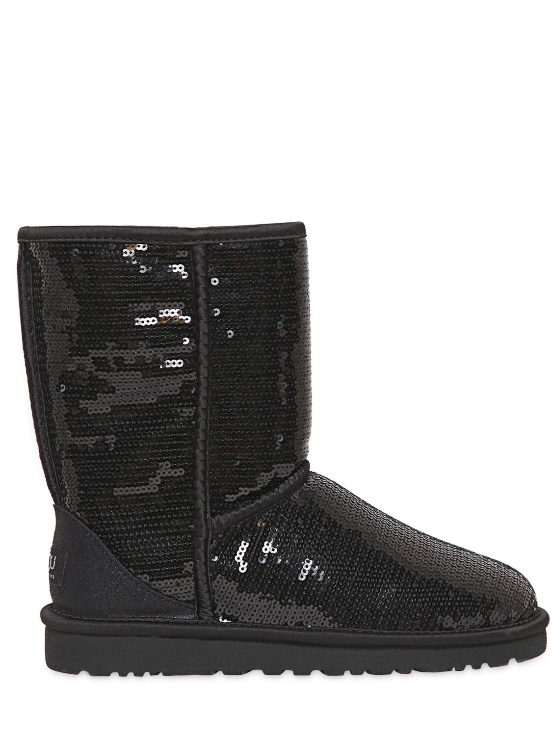 black uggs size 7 classic short