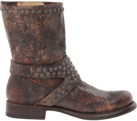Frye Jenna Studded Short in Brown (Chocolate Glazed Vintage Leather