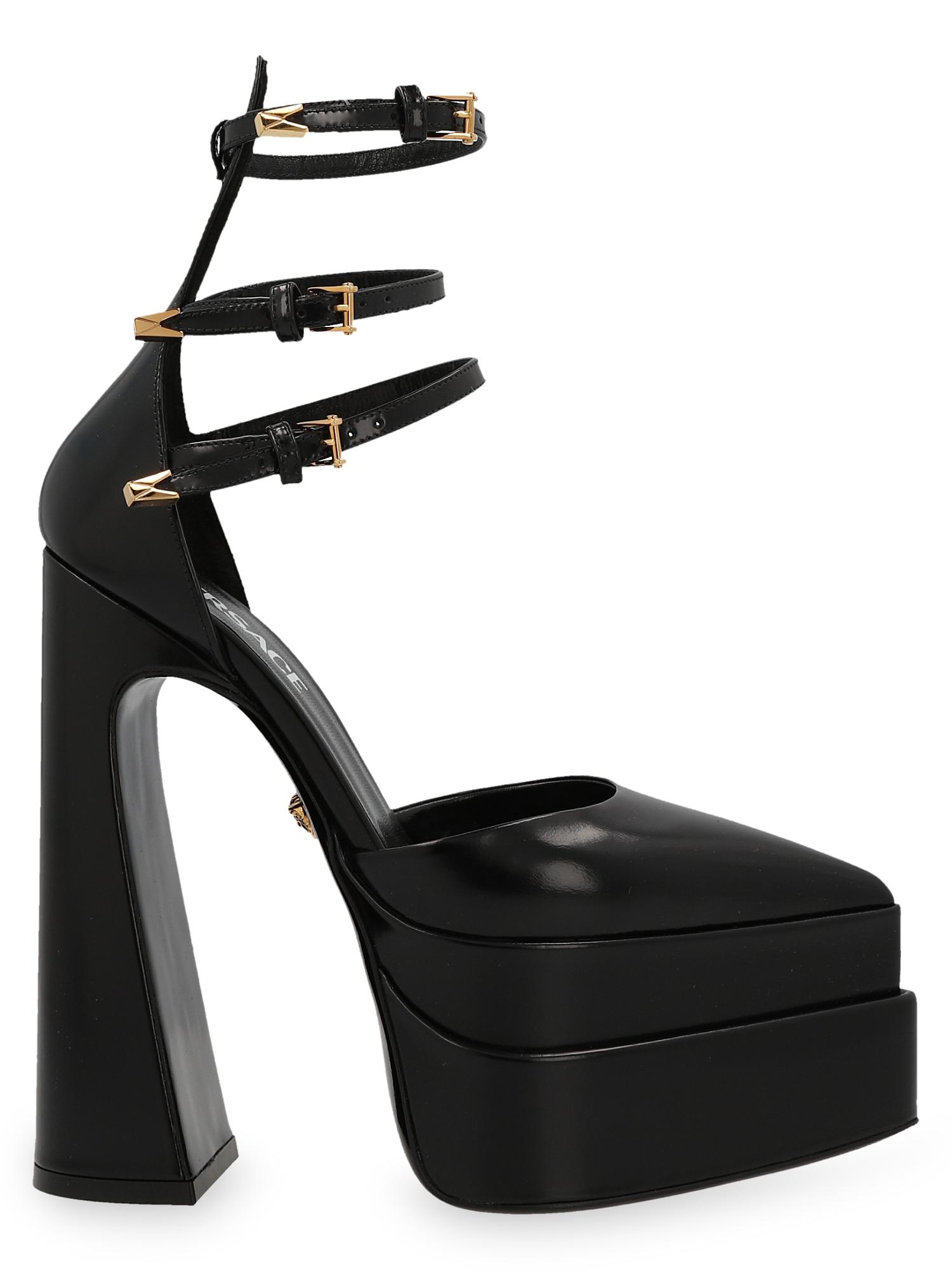 Versace Aevitas Pointy Pumps In Black Lyst