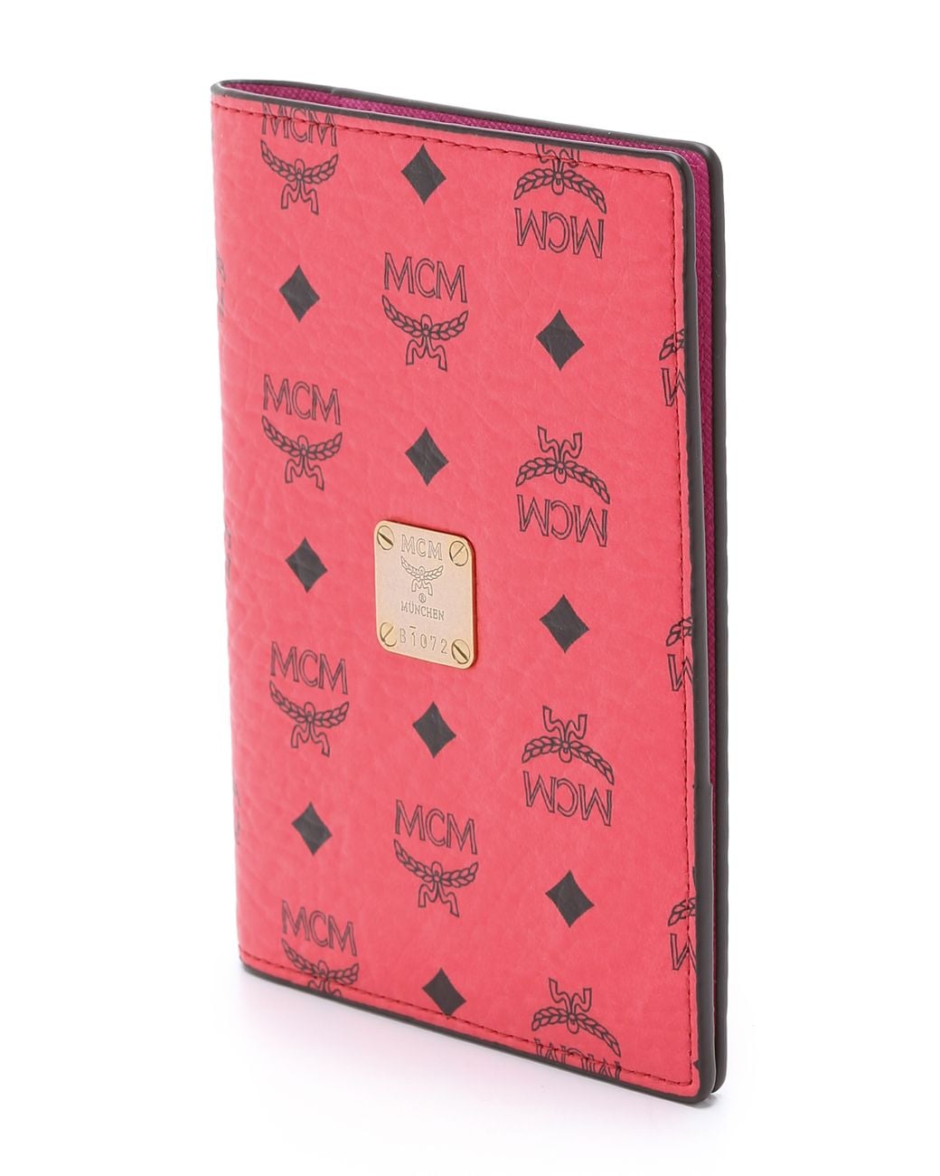 【希少】　MCM パスポートケース　赤 mcm-red-passport-holder-red-