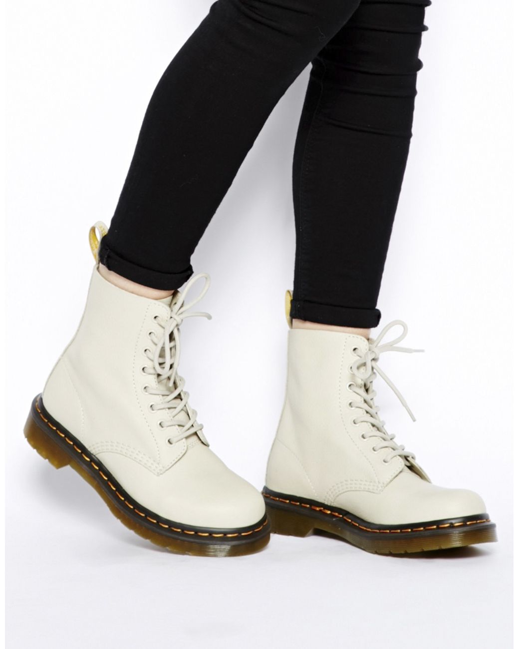 Pack to put vegetarian curtain Dr. Martens Core Pascal Ivory 8eye Boots in White | Lyst