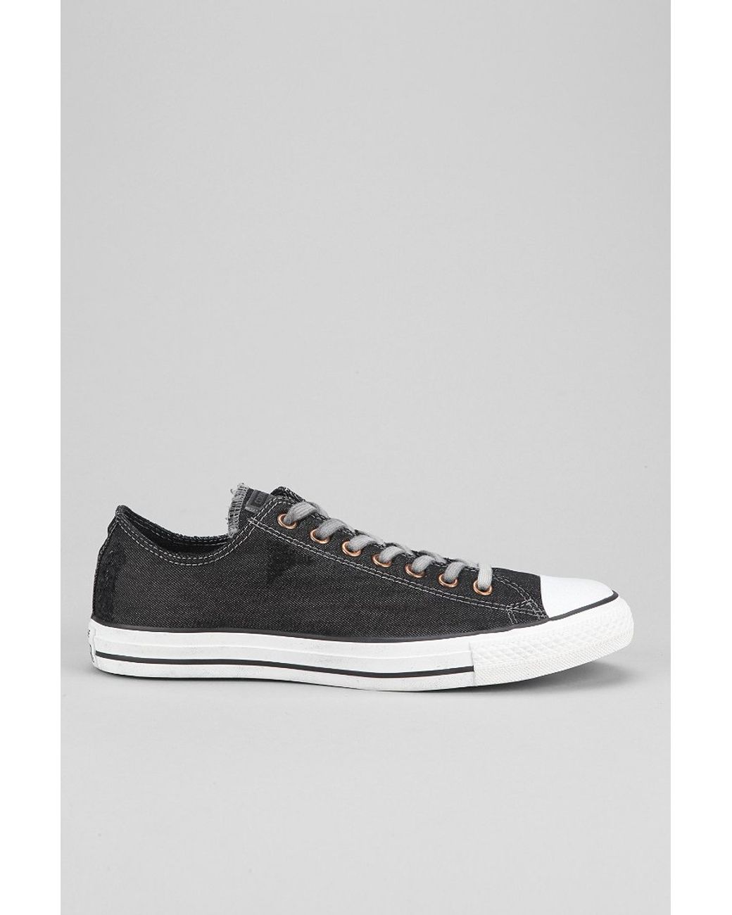 Converse black online jeans