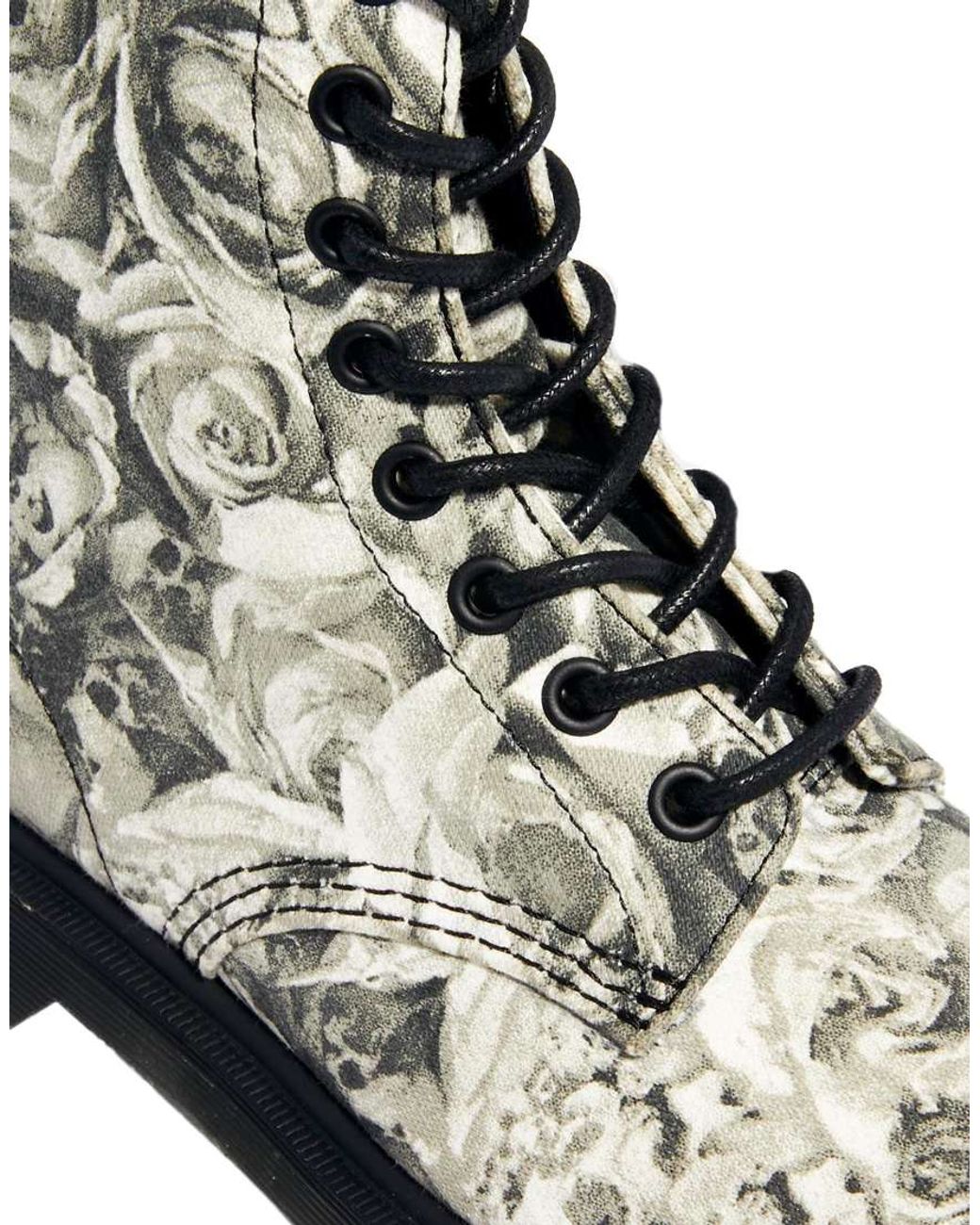 Dr. Martens Core Beckett Skull and Rose Print 8eye Boots in Black | Lyst